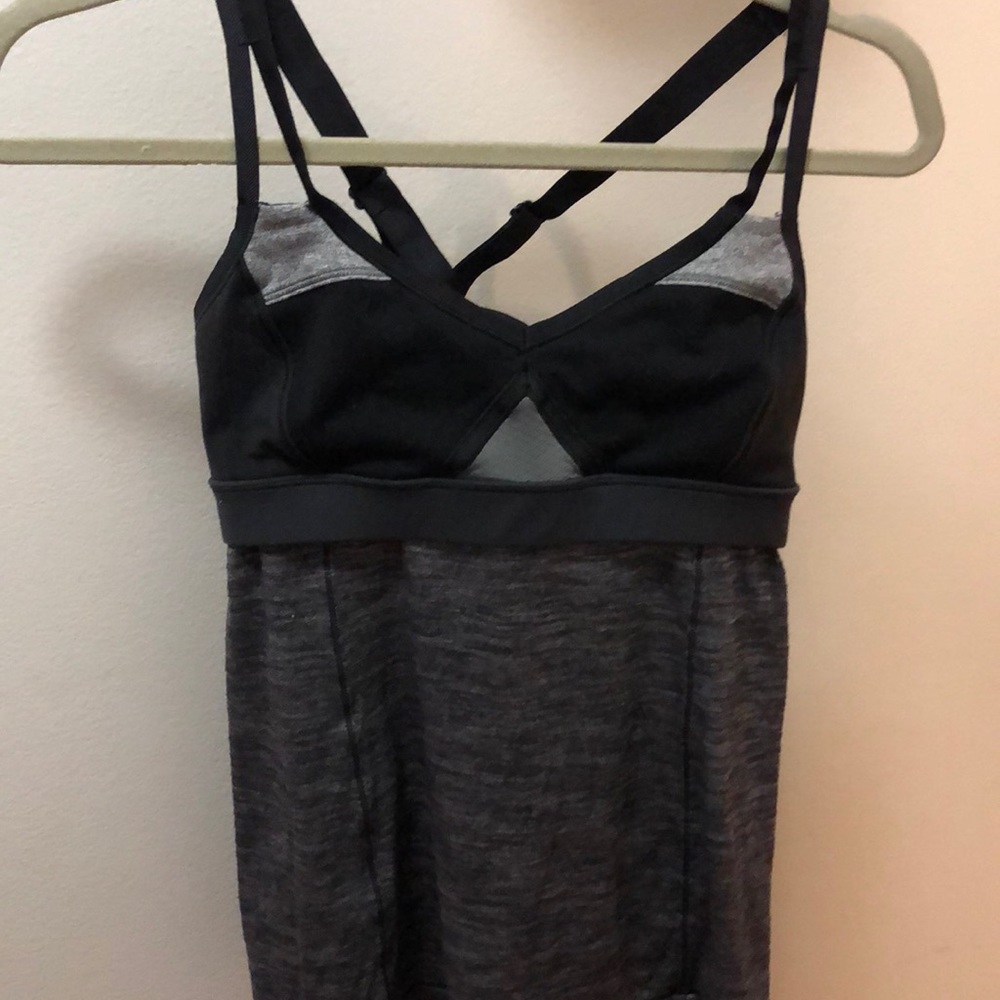 Lululemon yoga tank